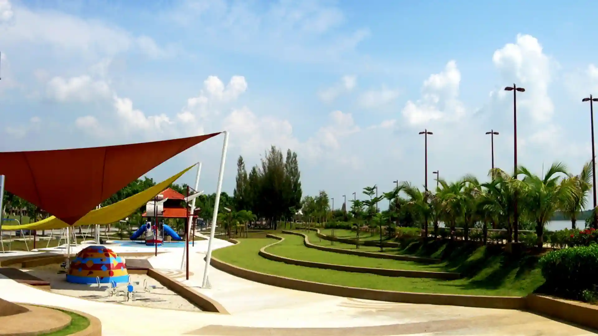 De’ Bund, Laguna Park Pulau Indah